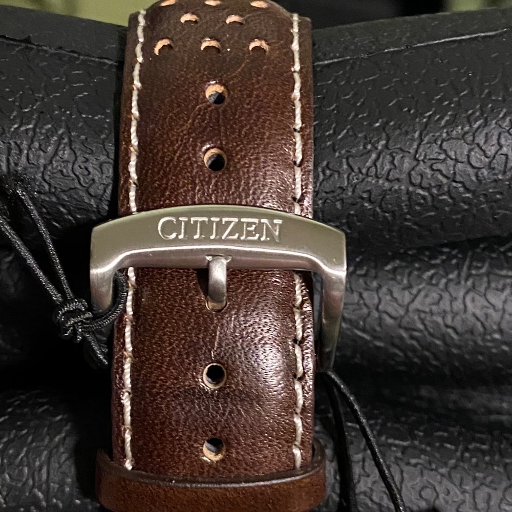 Citizen Watch - Picture 6 of 14